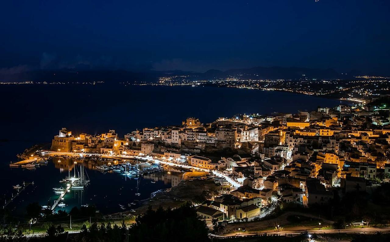Le Nereidi Bed & Breakfast Castellammare del Golfo Exterior photo